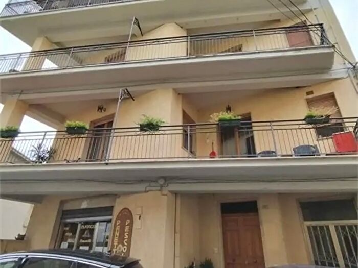 Appartamento con 5 locali in vendita in Via Levante, Pratola Peligna
