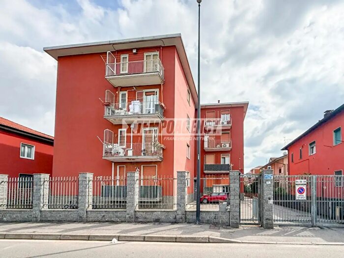 Appartamento bilocale in vendita in Via IV Novembre, Cormano