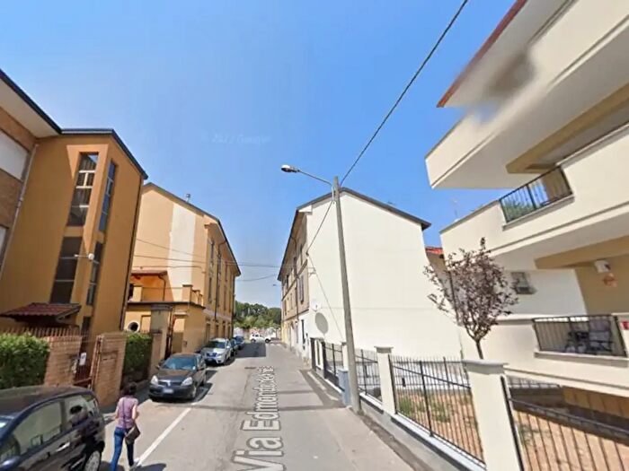 Appartamento bilocale in affitto in Via Edmondo De Amicis, Milano