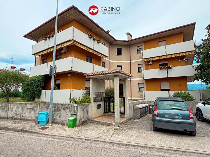 Appartamento con 5 locali in vendita in Via Santa Fosca N, Tavagnacco