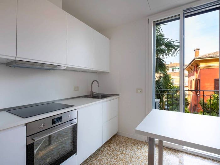 Appartamento trilocale in affitto in Via Francesco Petrarca, Colli San Mamolo, Bologna
