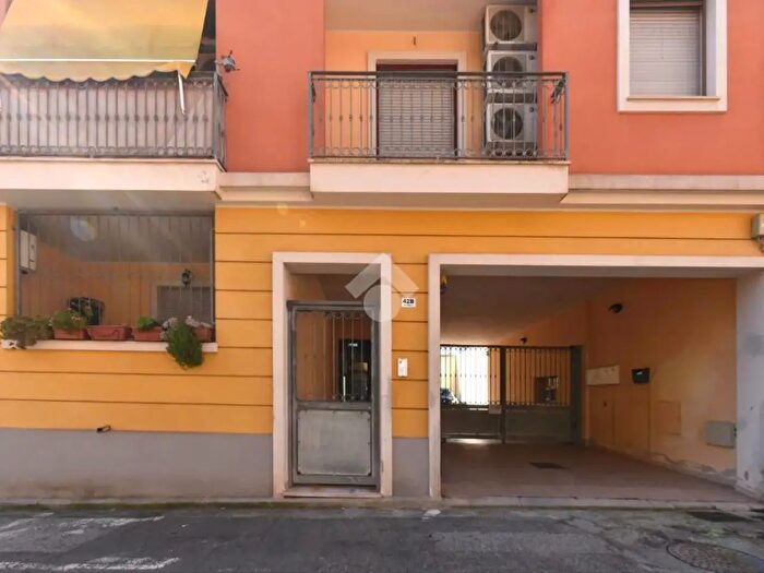 Appartamento trilocale in affitto in Via Giulio II, Cagliari