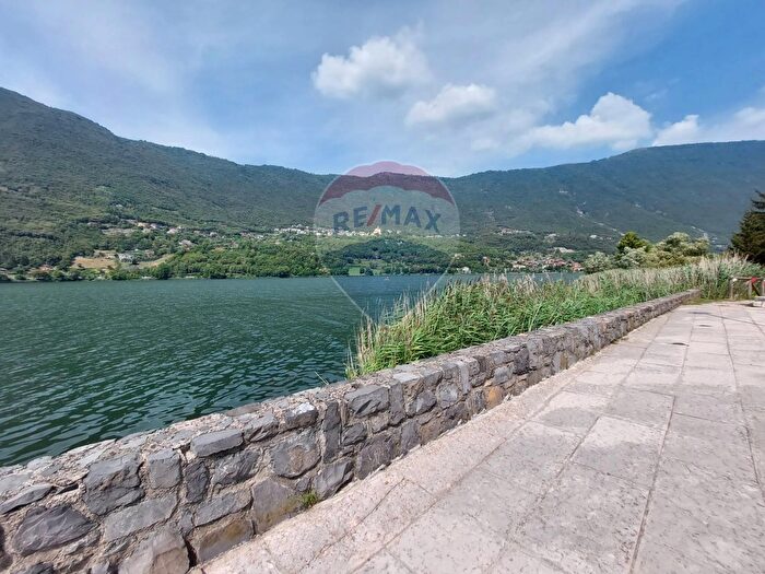 Appartamento bilocale in vendita in Endine Gaiano