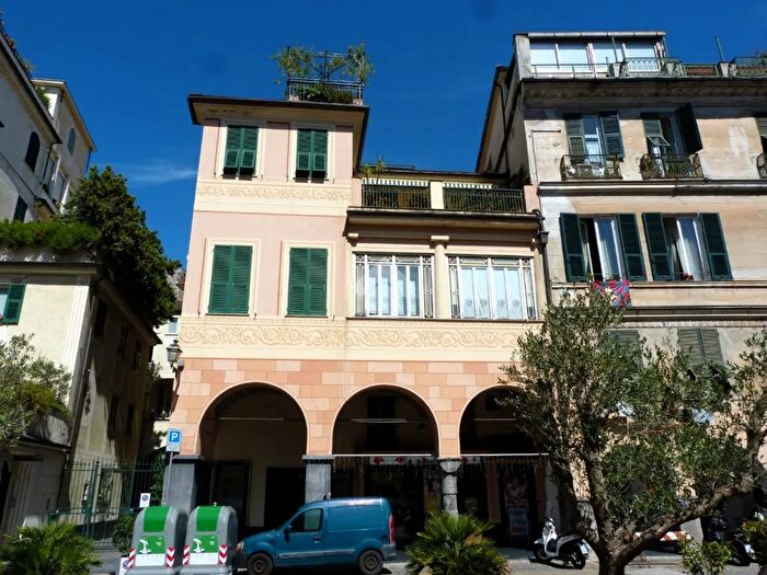 Appartamento quadrilocale in vendita in Via Ravaschieri, Chiavari