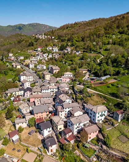 Casa con 5 locali in vendita in Località La Villa, Santo Stefano DAveto