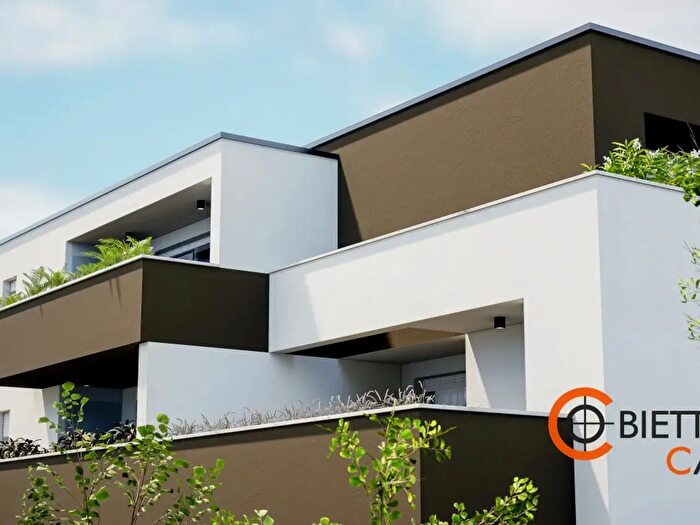 Appartamento trilocale in vendita in Via Pontevigodarzere, Padova