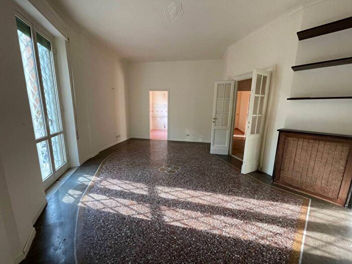 Appartamento trilocale in affitto in Piazza Epiro, San Giovanni, Roma