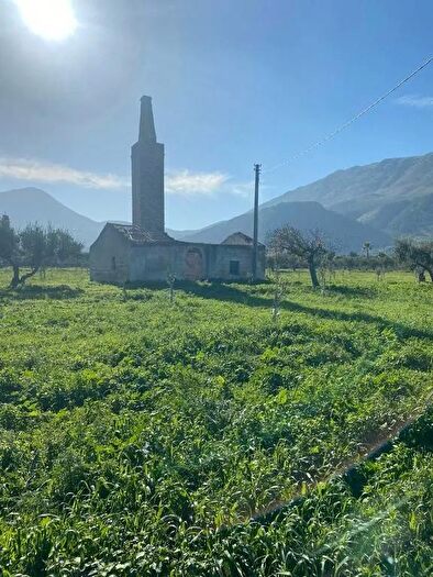Casa con 6 locali in vendita in Via Angelo Morello, Carini
