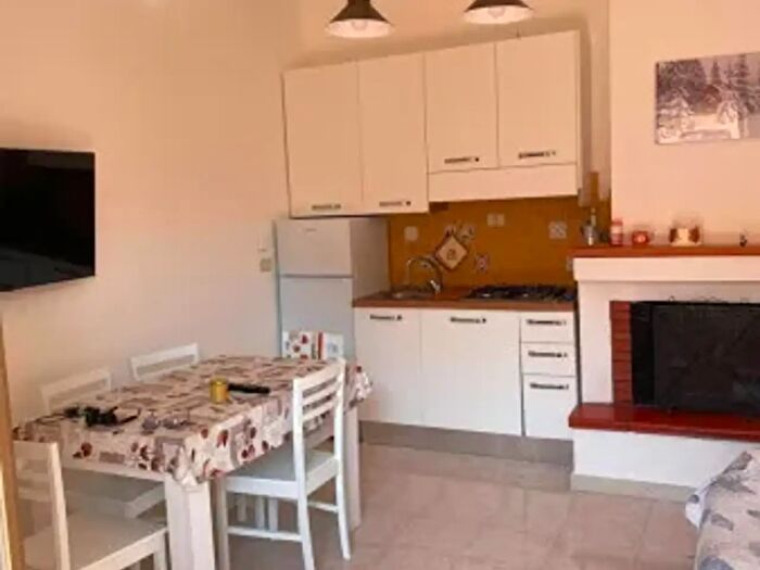 Appartamento trilocale in vendita in Via del Lago, Campo Di Giove