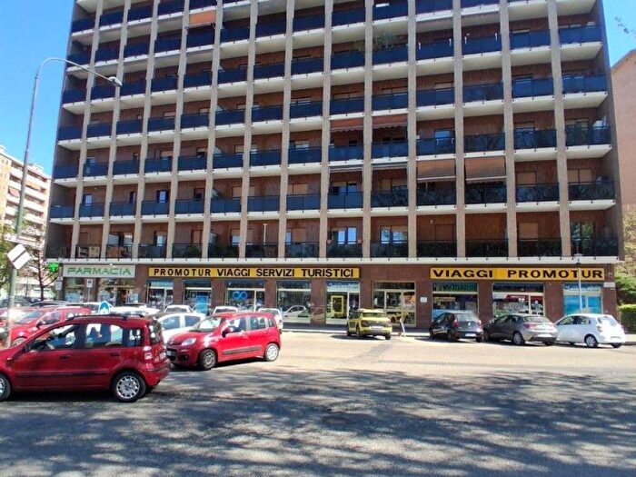 Appartamento trilocale in affitto in Piazza Pitagora, Mirafiori Nord, Torino