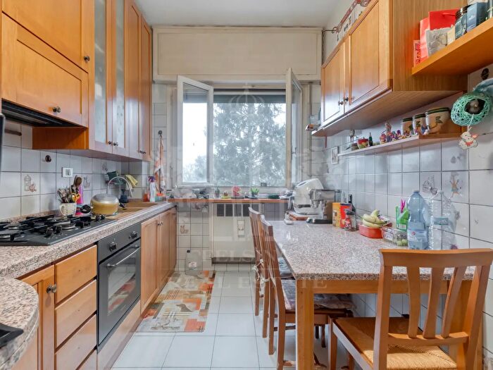 Appartamento quadrilocale in vendita in Via Grazia Deledda, Bologna