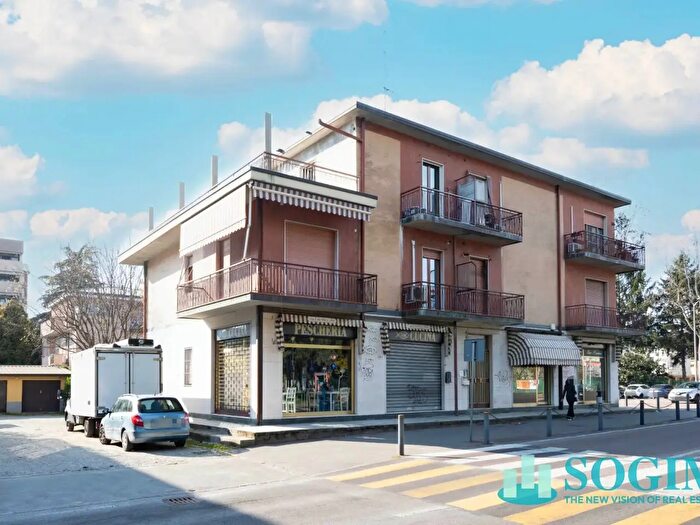 Appartamento trilocale in vendita in Via Leonardo da Vinci, Cernusco Sul Naviglio