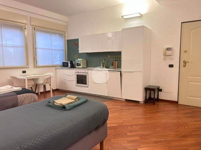 Appartamento monolocale in affitto in Via dei Fontanili, Ripamonti Fondazione Prada, Milano