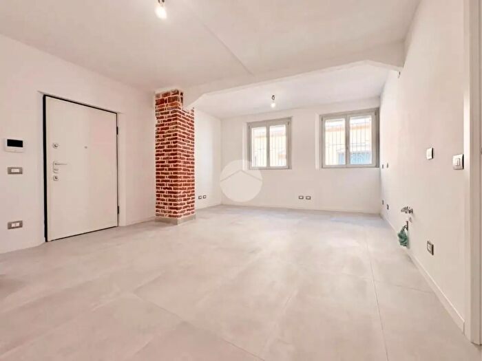Appartamento bilocale in vendita in Via Ferrario, Cremona