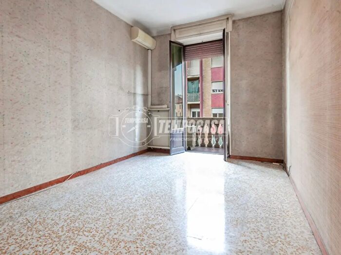 Appartamento trilocale in vendita in Via Luigi Federico Menabrea, Milano