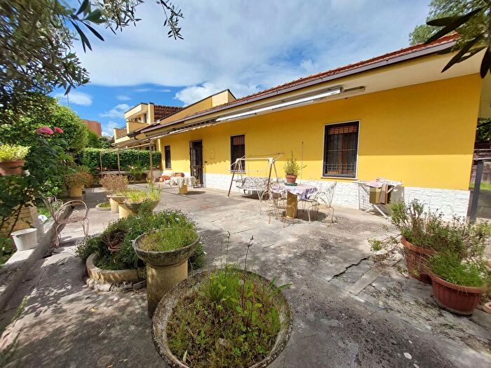 Casa quadrilocale in vendita in Viale Spagna, Frosinone