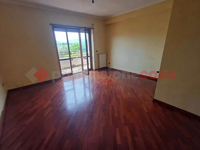 Appartamento con 5 locali in vendita in Via San Manno Snc, Ceprano