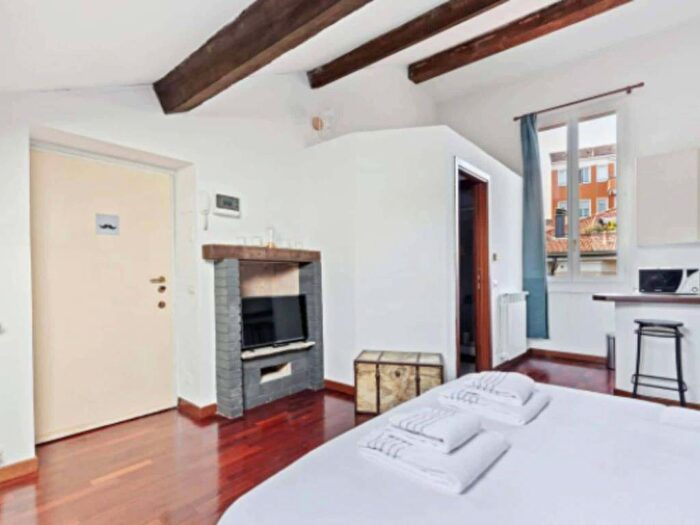 Appartamento in affitto in Via San Fermo, Turati, Milano