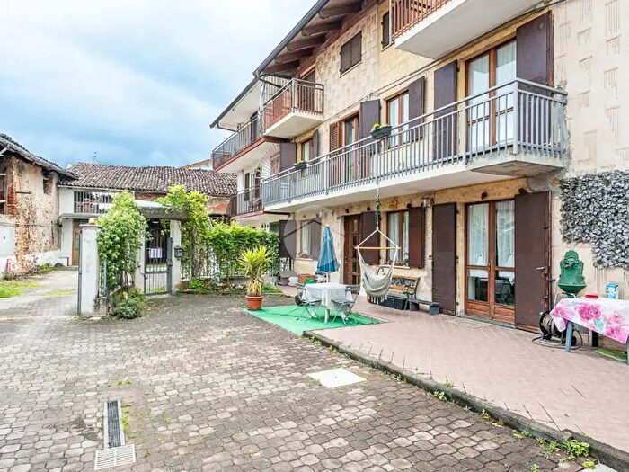 Casa con 6 locali in vendita in Via Alessandro Manzoni, Cafasse