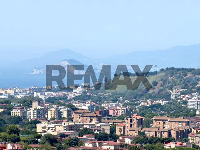 Appartamento bilocale in vendita in Via Luigi Caldieri, Napoli