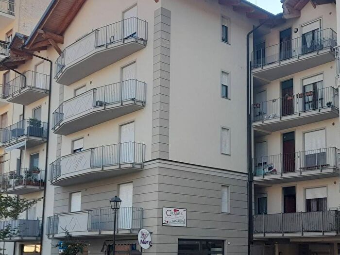 Appartamento bilocale in affitto in Viale Regina Margherita, Centro, Castelnuovo Don Bosco