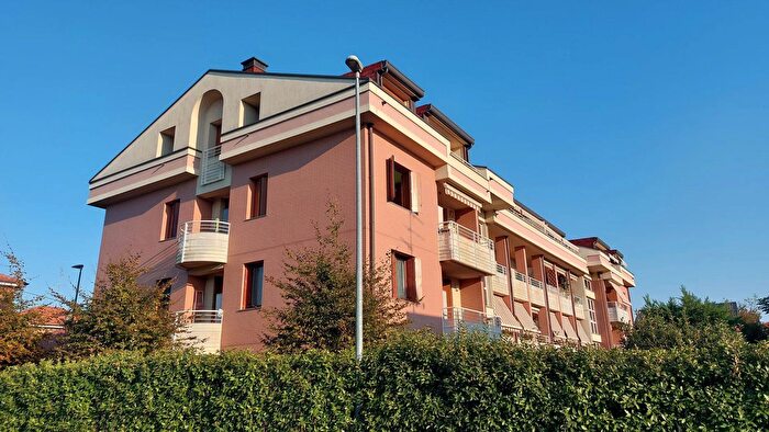 Appartamento trilocale in vendita in Paderno Dugnano