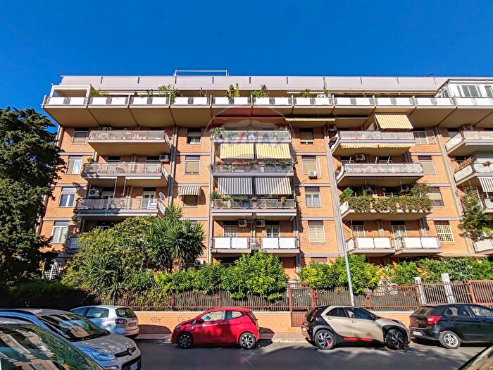 Appartamento con 5 locali in vendita in Via Nicola Tridente, Bari