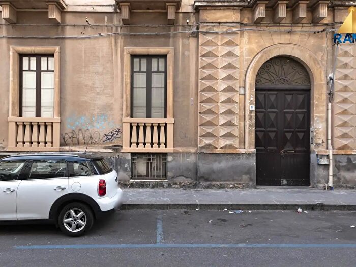 Appartamento bilocale in affitto in Via Francesco Riso, Catania
