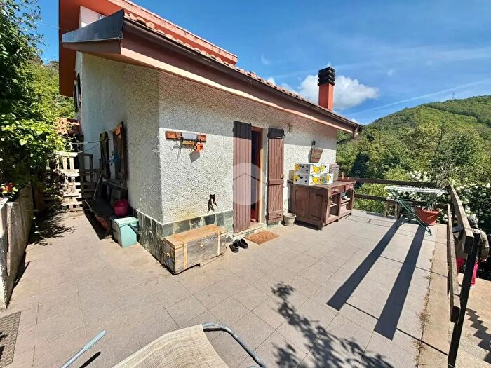 Casa trilocale in vendita in Strada Praellera, Cairo Montenotte