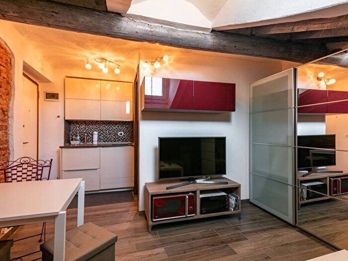 Casa monolocale in affitto in Via Marghera, Frua, Milano