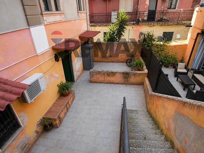 Appartamento trilocale in vendita in Via Raciti a, Catania
