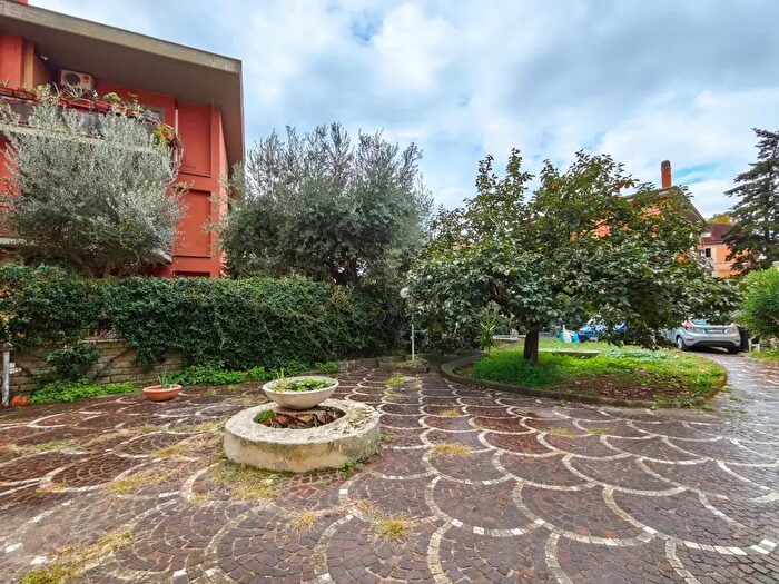 Appartamento con 5 locali in vendita in Via Giacomo Matteotti, Grottaferrata