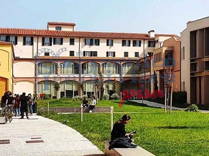 Casa trilocale in vendita in Pisa