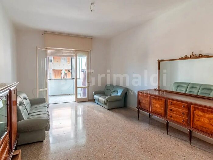 Appartamento con 5 locali in vendita in Siracusa