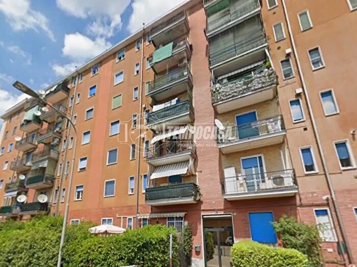 Appartamento trilocale in affitto in Via Monte Amiata, Baranzate