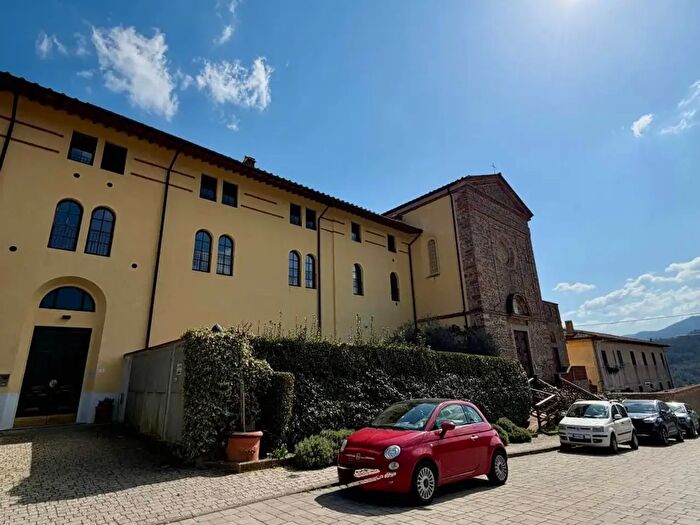 Appartamento trilocale in vendita in Via Grevigiana, Figline e Incisa Valdarno