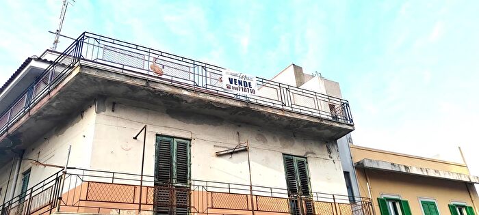 Appartamento quadrilocale in vendita in Via Camaro, Messina