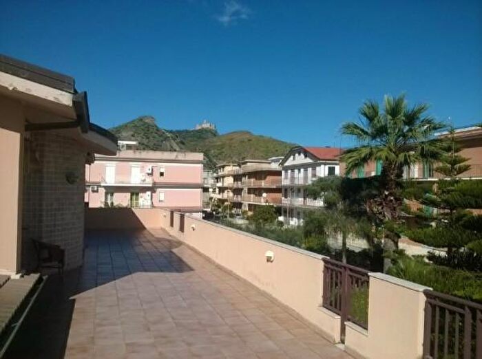 Casa con 6 locali in vendita in Via Alcide De Gasperi, Oliveri