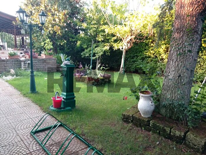 Casa trilocale in vendita in Vua delle Mimose C, Grumo Appula