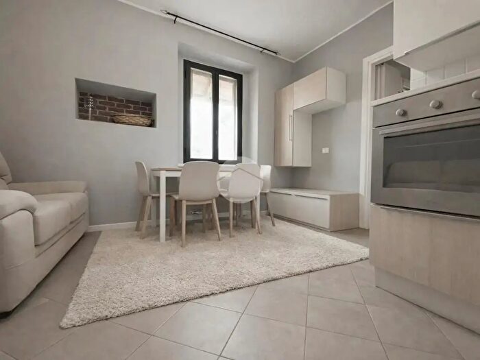 Appartamento bilocale in vendita in Piazza S Zenone, Cambiago