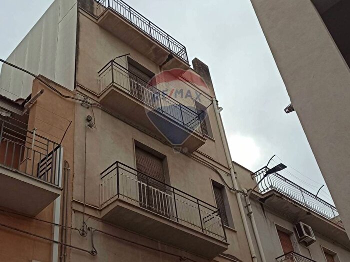 Casa con 6 locali in vendita in Cso San Francesco, Centro, Comiso