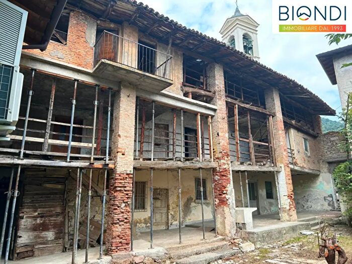 Casa con 10 locali in vendita in Sant Antonio, Nembro