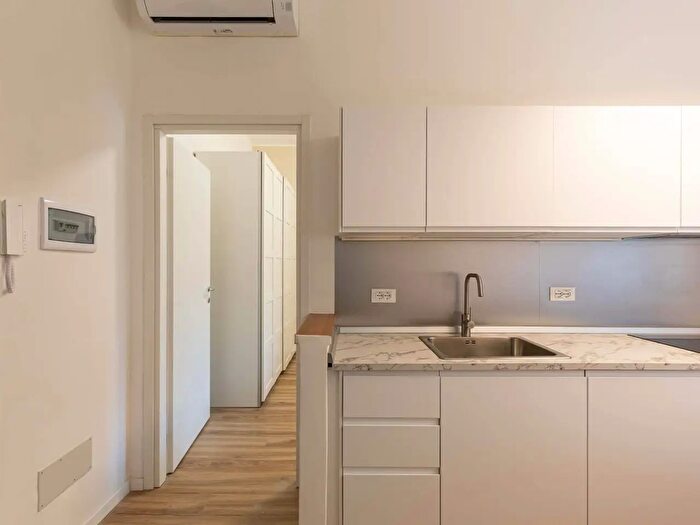 Appartamento monolocale in affitto in Via Vittorio Scialoia, Milano