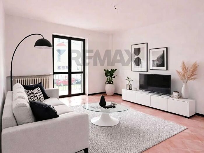 Casa con 5 locali in vendita in Vicolo Cristoforo Colombo, Romentino