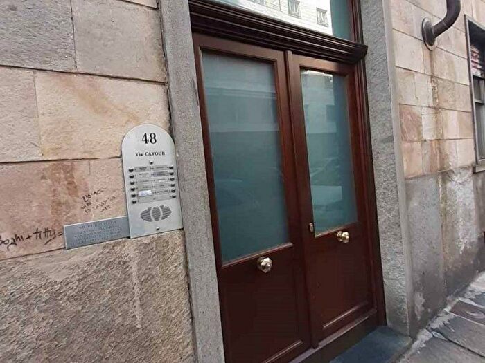 Appartamento quadrilocale in affitto in Via Camillo Benso di Cavour, Via della Rocca, Torino