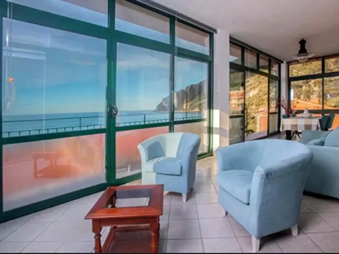 Appartamento trilocale in vendita in Piazza Croce, Sestri Levante