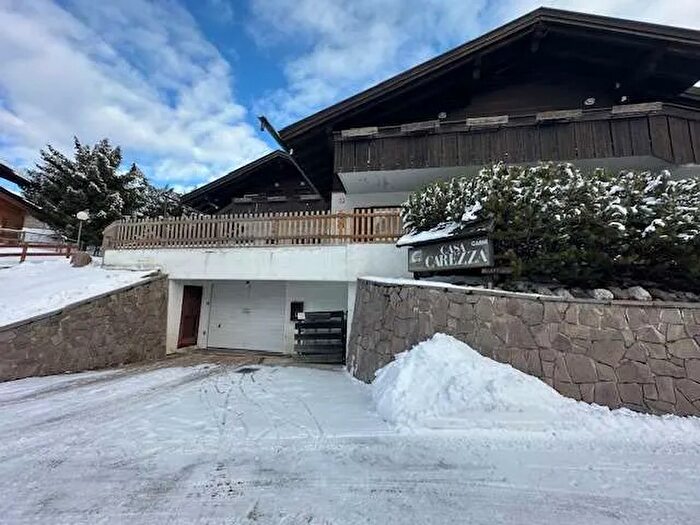 Appartamento trilocale in vendita in Vicolo Piaz, Nova Levante