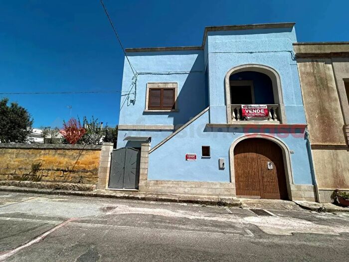 Casa con 5 locali in vendita in Via Asilo Infantile, Ortelle