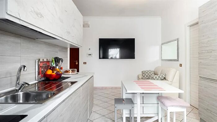 Appartamento trilocale in vendita in Via Enrico Toti, San Cesareo