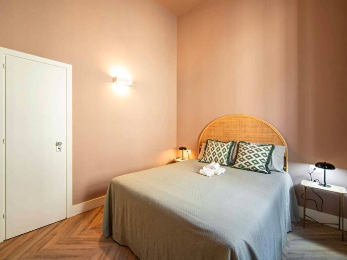 Appartamento trilocale in affitto in Lungarno delle Grazie, Santa Croce, Firenze